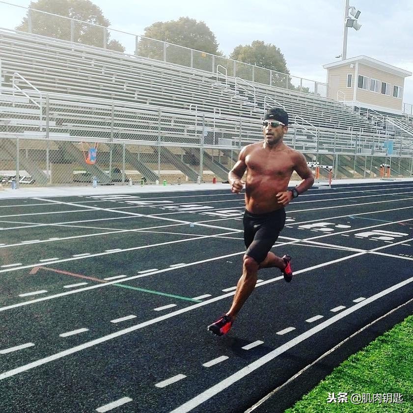 跑步小腿肚酸痛是怎么回事,跑步时小腿肚酸痛怎么办