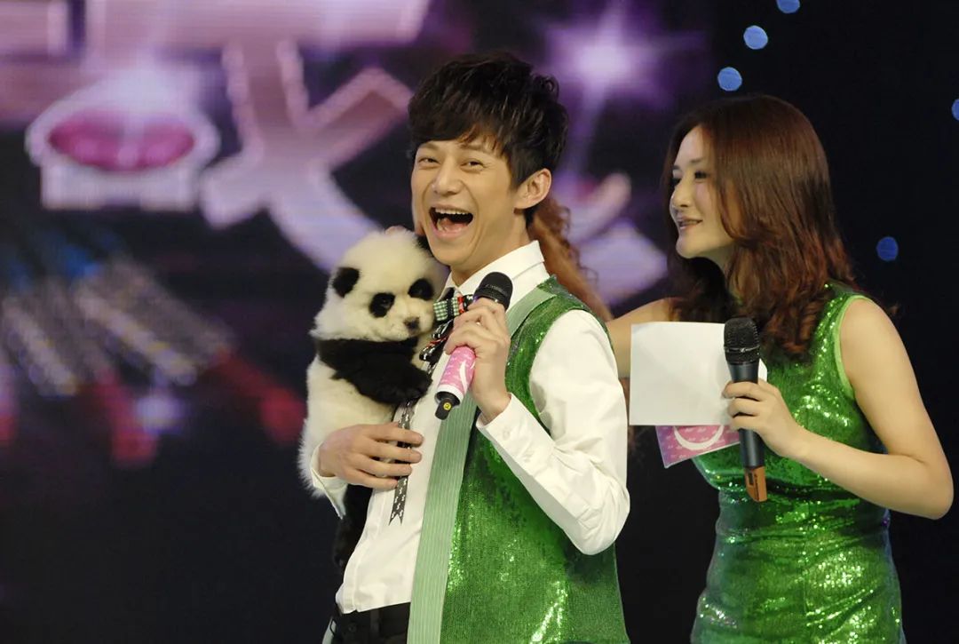 BlingBlink宠物彩妆粉亮相2021CPF广州国际宠博会