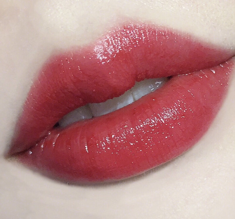 爆炸好看的00后必备口红,口红排行榜最好看色2020秋冬平价