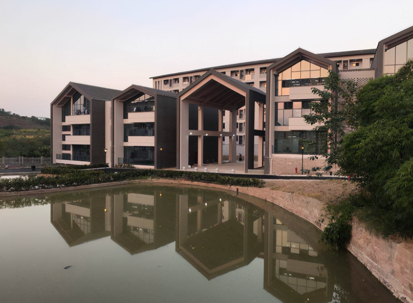 重庆移通学院毕业生就业率,重庆移通学院专业就业率排名