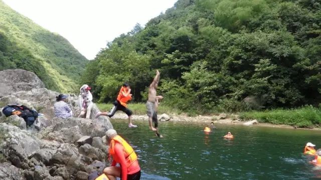 杭州有哪些地方适合爬山或徒步,杭州周边自驾游哪些地方推荐一天