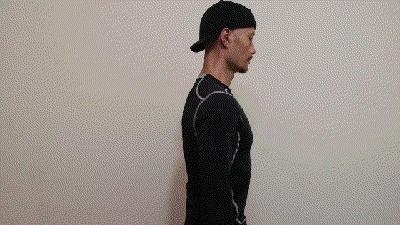 为什么很多健身动作都要收紧肩胛骨？掌握其中原理，健身才会高效