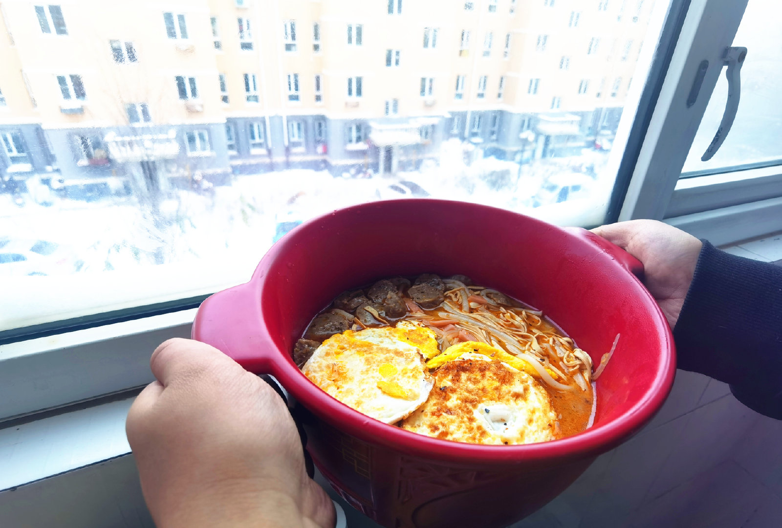 帝伯朗陶瓷锅像铁的一样,英国帝伯朗陶瓷锅