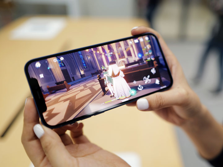 苹果iPhone12上手为了信号强度买就是了