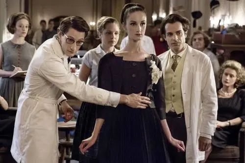 各大奢侈品法语发音 (法语奢侈品牌法语发音)