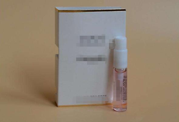 柜姐送的小样,柜姐送的小样到底值不值