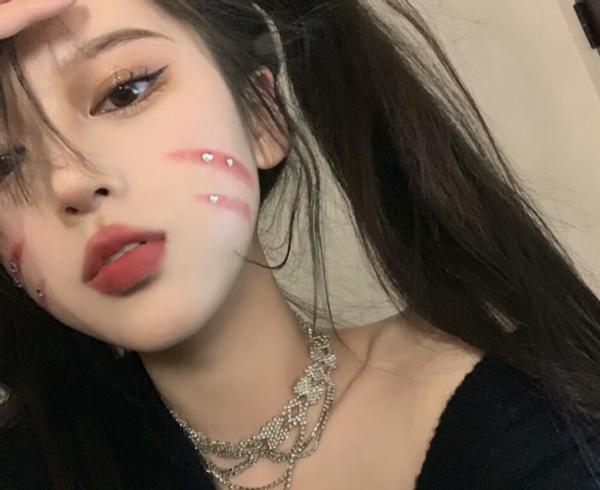 恋爱中的花销应该如何承担,恋爱中的花销应该去哪里买单