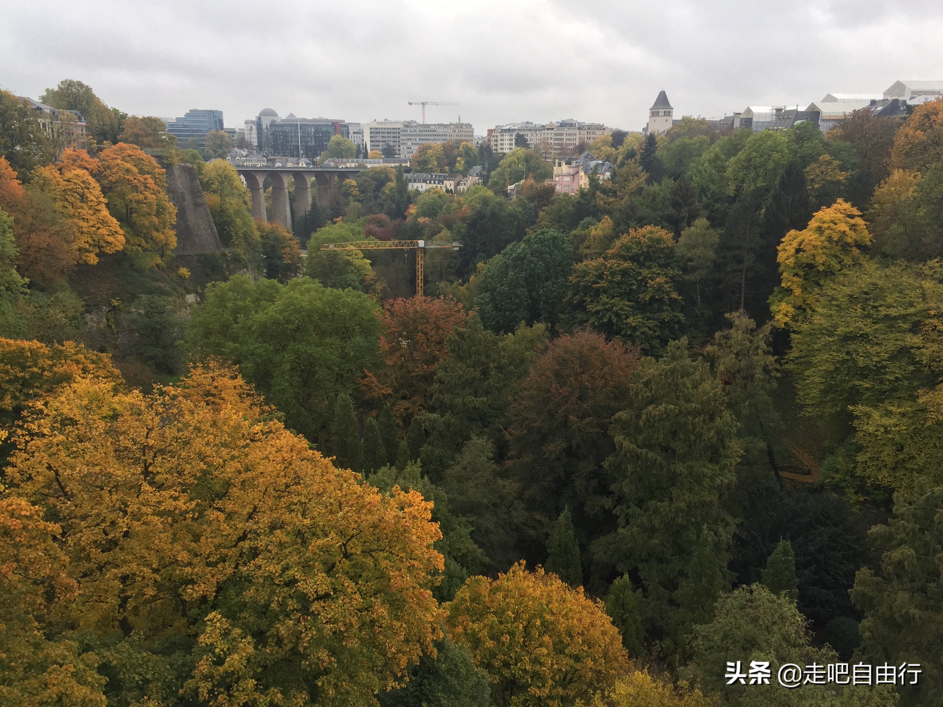 三小时环游世界,雨后漫步卢森堡的袖珍王国