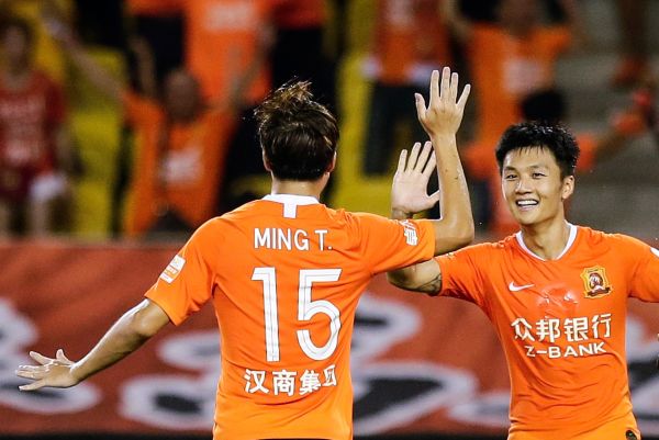 汉鲁之战埃弗拉、巴唐领衔锋线，卓尔暂时2:1领先