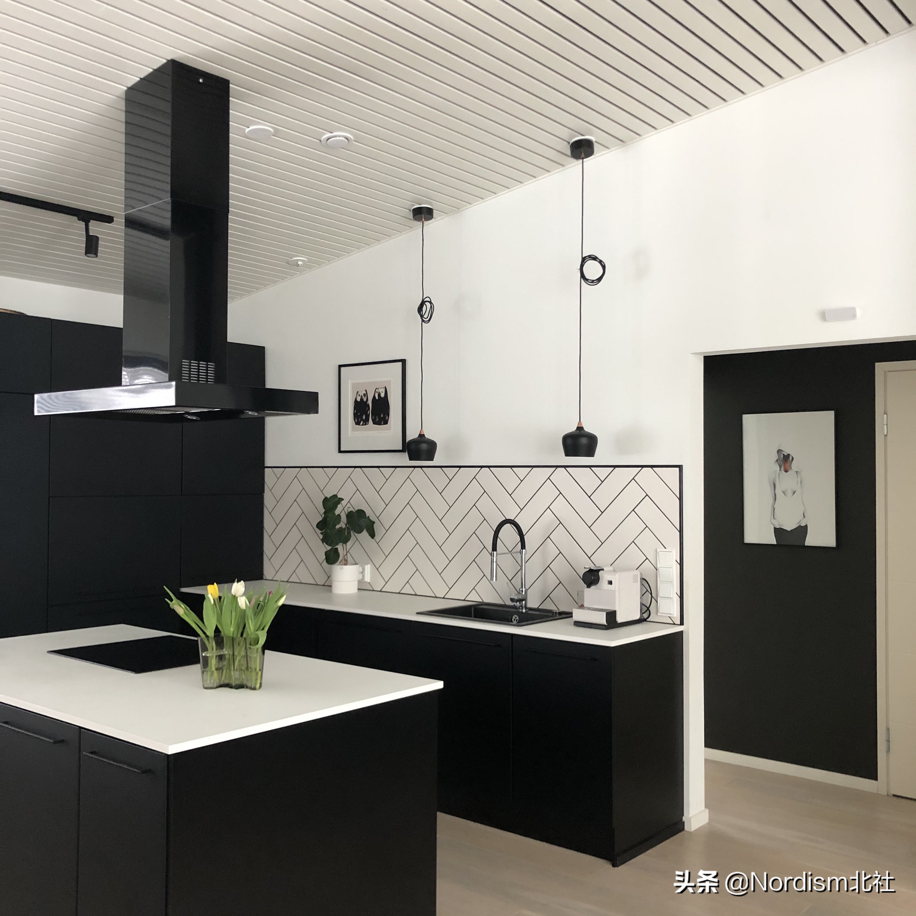 《空间》第50期：建筑+艺术+极简主义，Tiia的北欧自建房