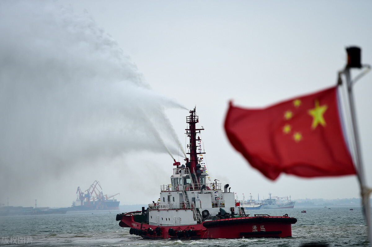 美舰闯入南海岛礁12海里了吗,美军舰闯入西沙海域