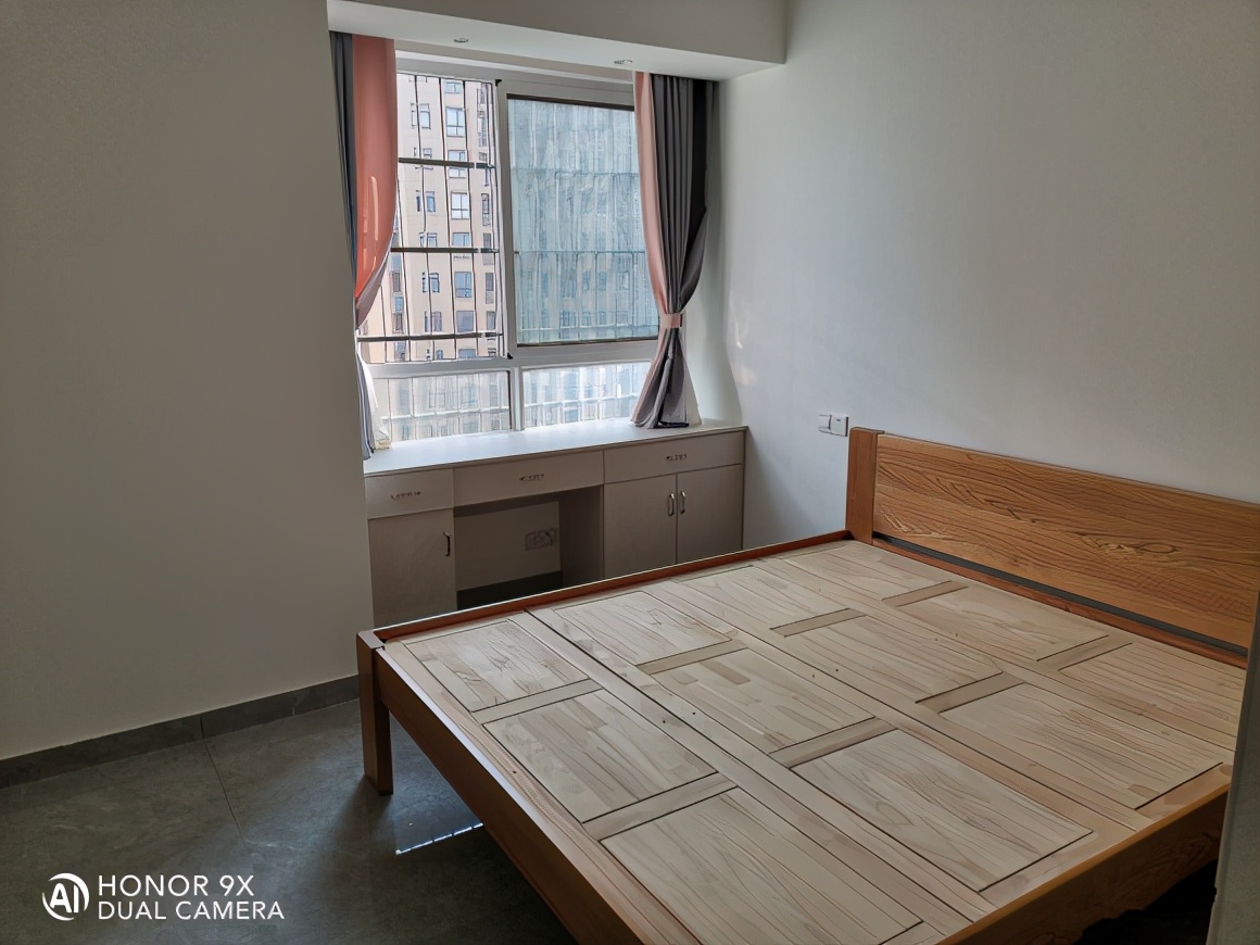 普通住房建筑面积122平方算豪宅吗,127平米套内面积要多少钱