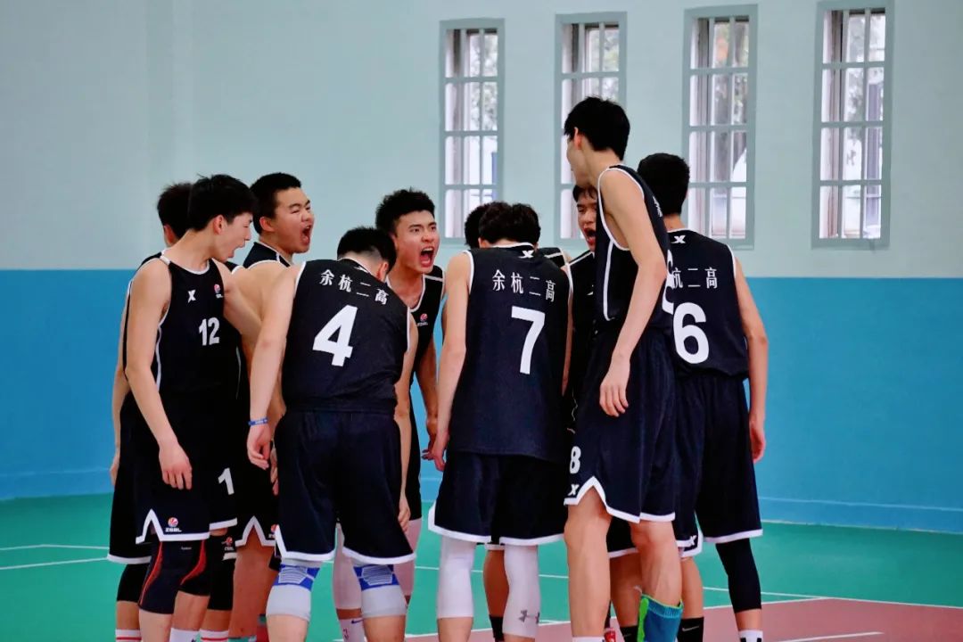 平均身高1.88米！余二高最帅男团，曝光了