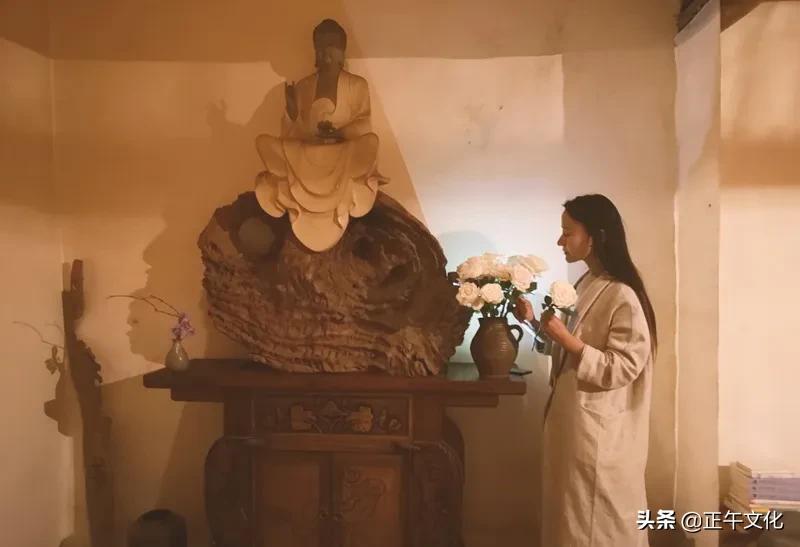 隐居终南山小龙女,一人隐居生活