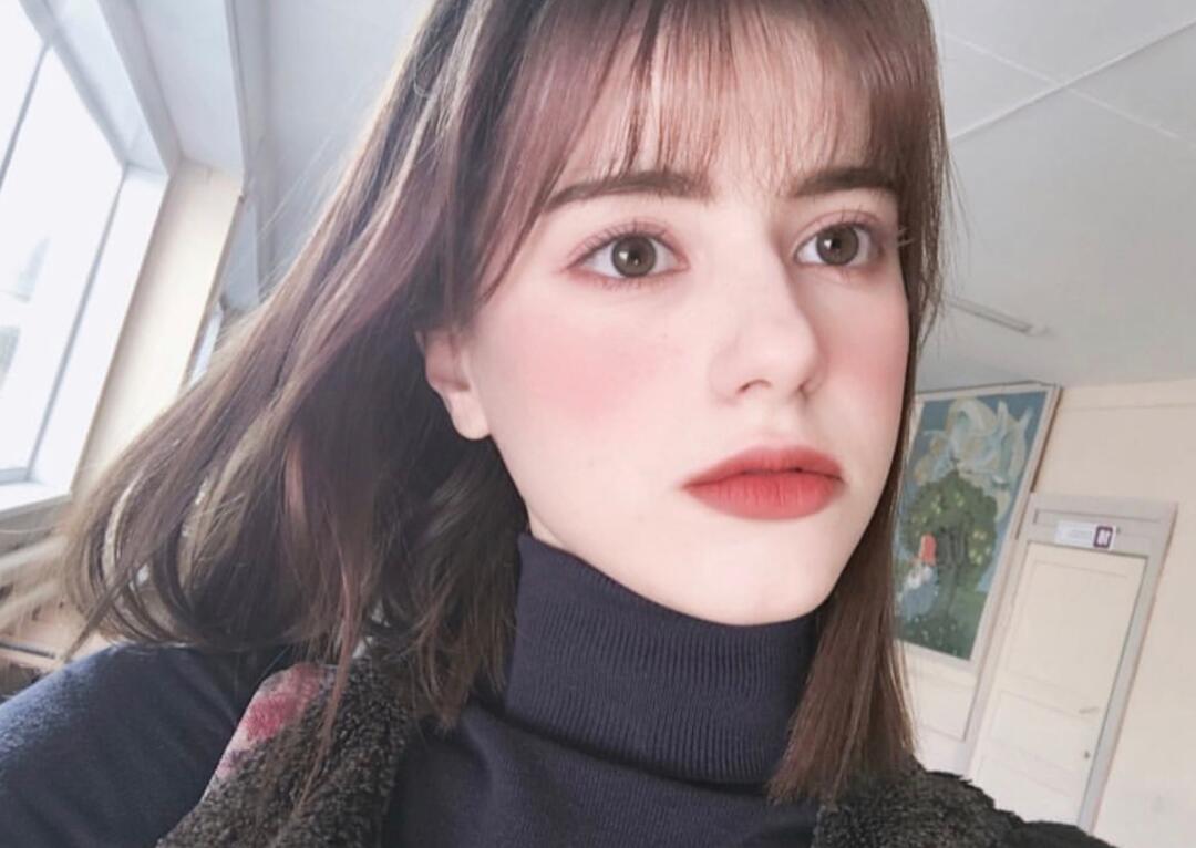 17岁俄罗斯妹子走红，韩妆化得出神入化，被封为“人间水蜜桃”！