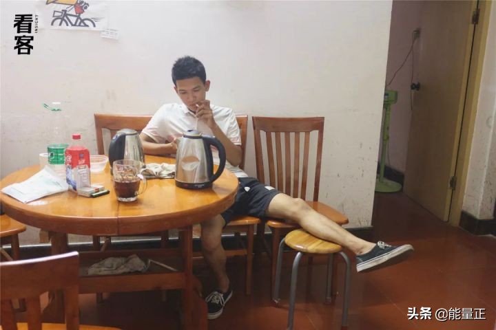 跑腿小哥的微信,跑腿小哥到底有多全能