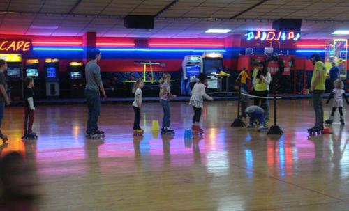 中华民俗欢乐谷游乐场,中华民俗欢乐谷蚩尤乐园秋千园