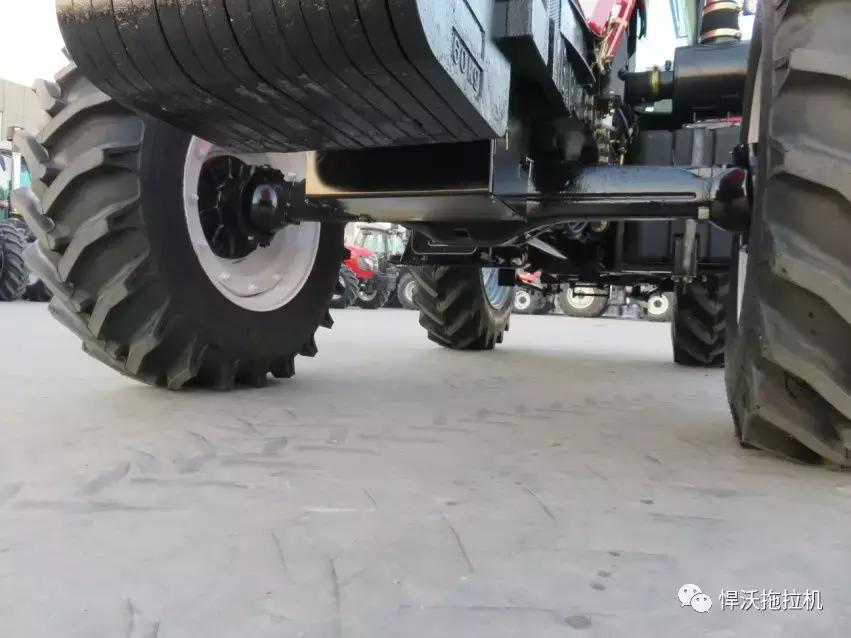 悍沃2304拖拉机耕地视频,悍沃拖拉机2204怎么样