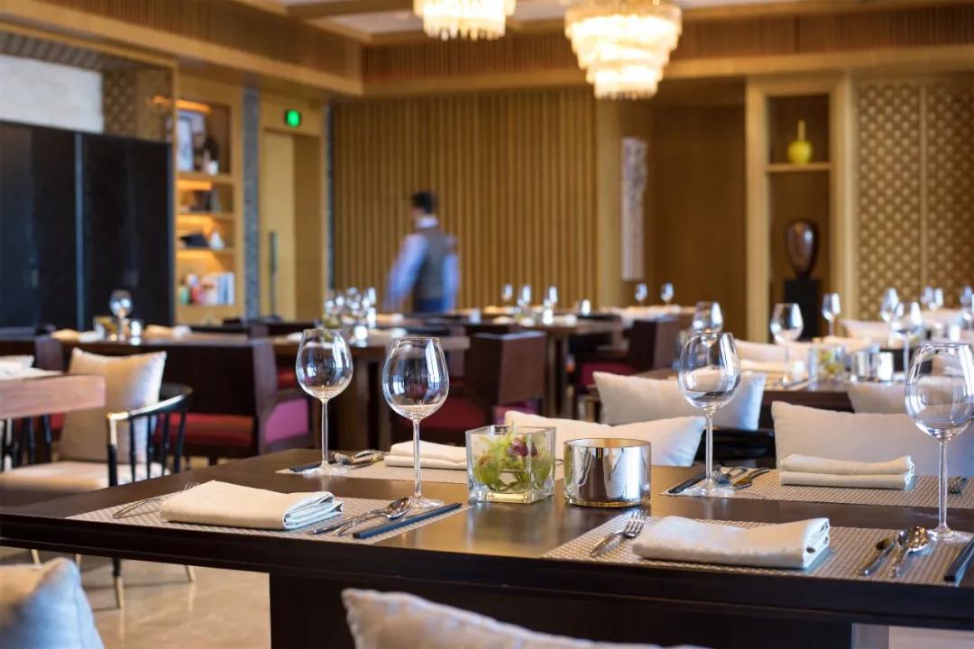 白山10月旅游攻略自助游线路,五一白山周边2-3天短途旅游