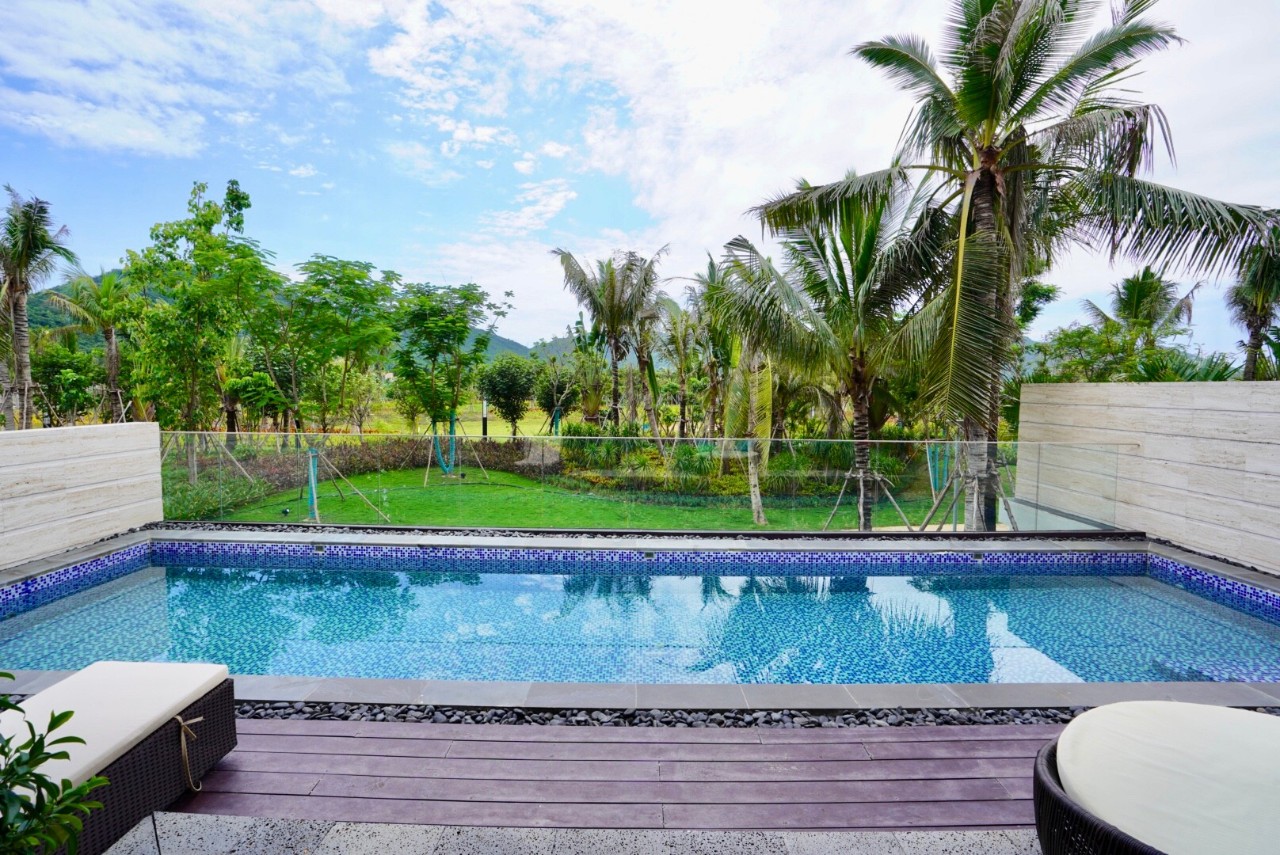 国庆三亚网红经济型酒店推荐,三亚最值得期待的度假酒店体验