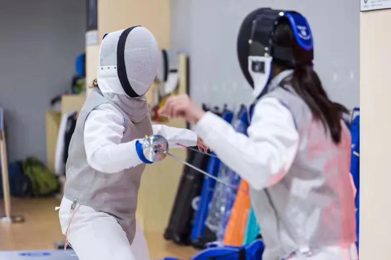 杭州下沙升起一个“飞碟”，它是“剑客”的比武场