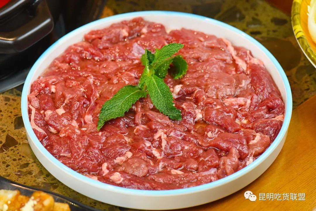 昆明藏在巷子里的酸汤火锅,昆明酸汤火锅