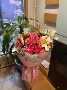 四十四岁女子头部恶臭,头部恶臭气味