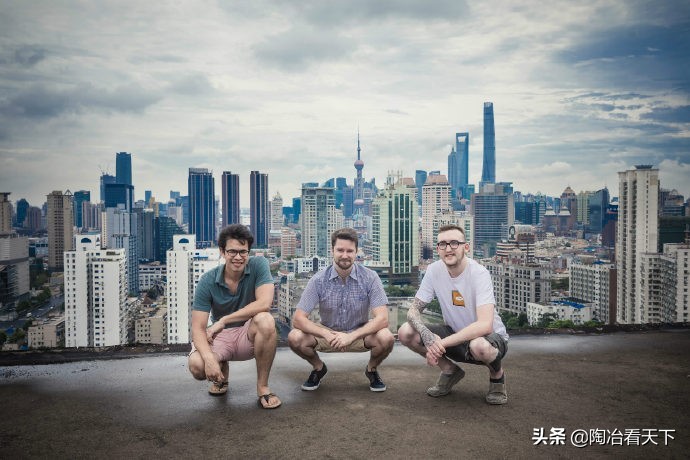 去国外做代购一个月能赚多少,出国做代购一年能赚多少钱