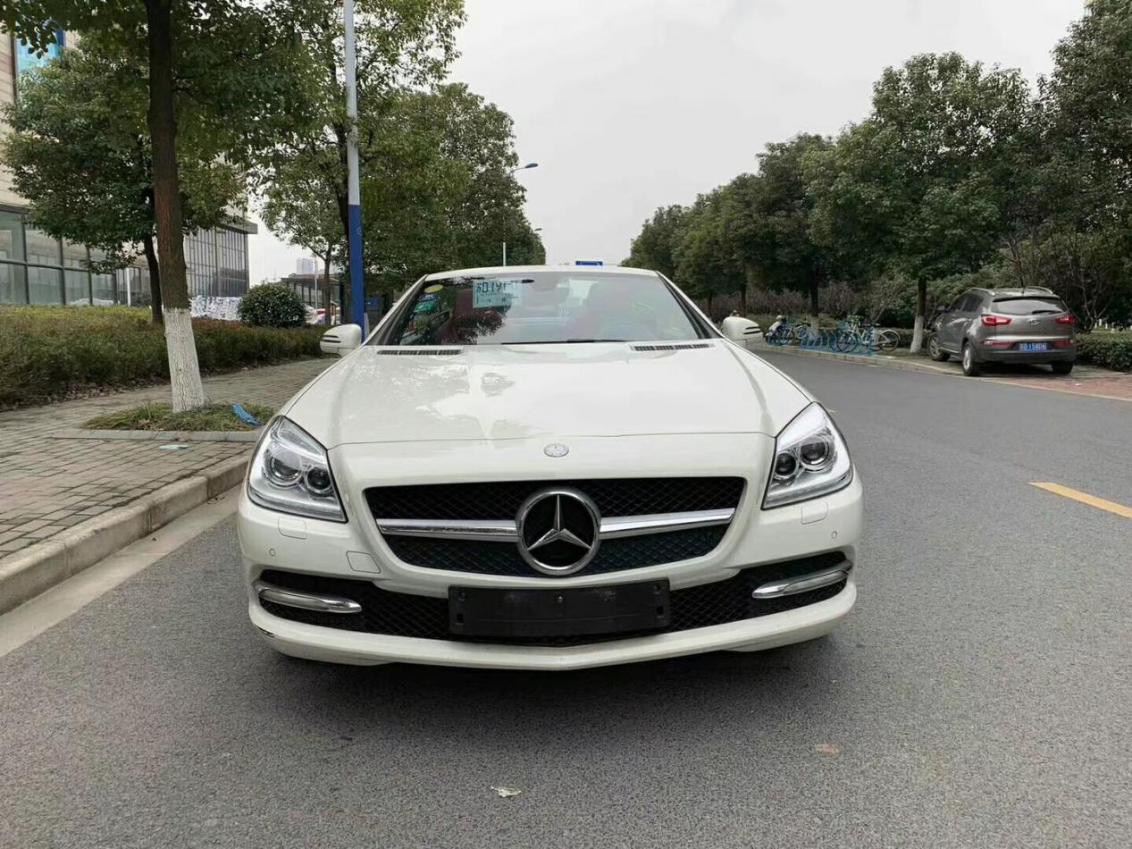 奔驰slk敞篷跑车2011年多少钱,2012年进口奔驰slk200硬顶敞篷跑车
