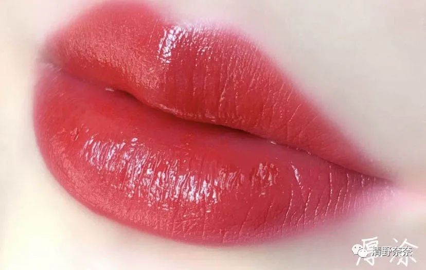 入了这只口红后,突然觉得TF的口红不香了