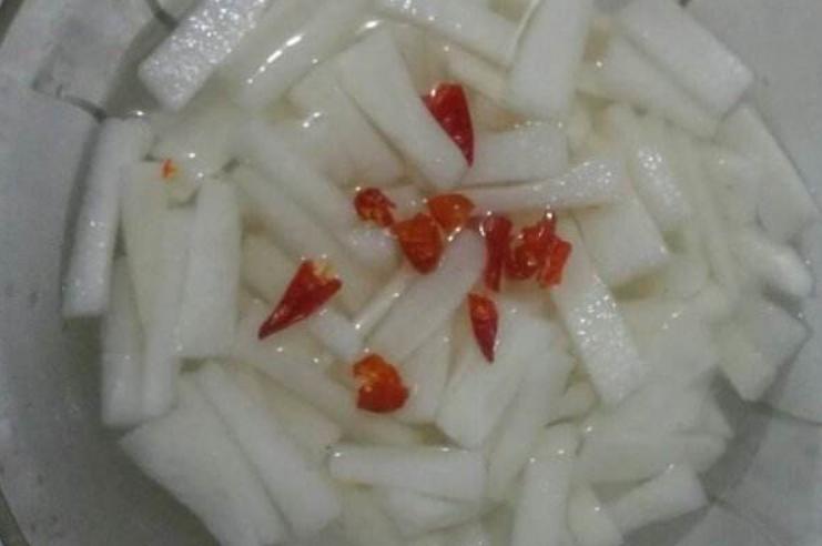 家里萝卜条腌多了怎么办,白萝卜怎么在店里存放不容易发黑