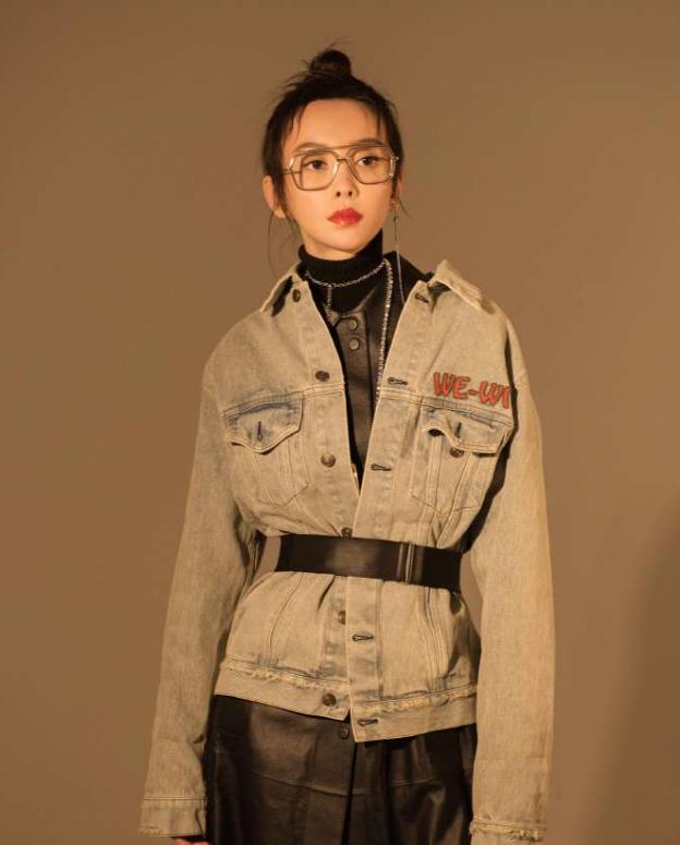 任家萱撞衫刘亦菲和古力娜扎,任家萱穿搭