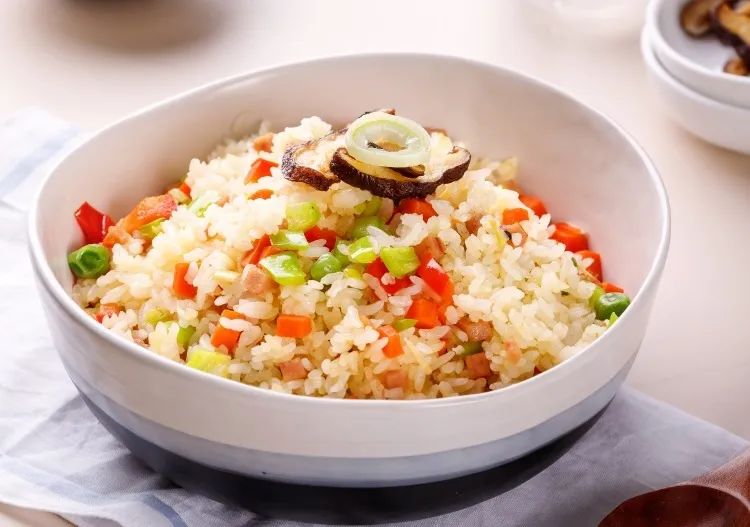 中国用了占世界多少的耕地,我国用占世界百分之几的耕地