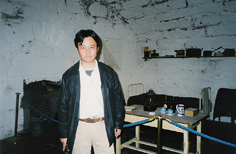 余华笔名为什么叫海盐,余华生活在海盐武原镇