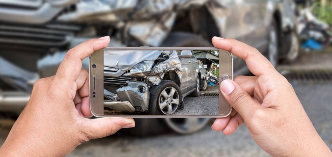 和老年代步车发生剐蹭该怎么处理,轻微剐蹭24小时过后会怎么处理