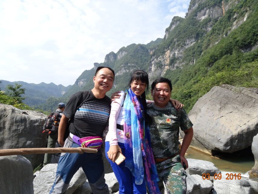 西漂湾瀑布群,建始西漂湾瀑布群