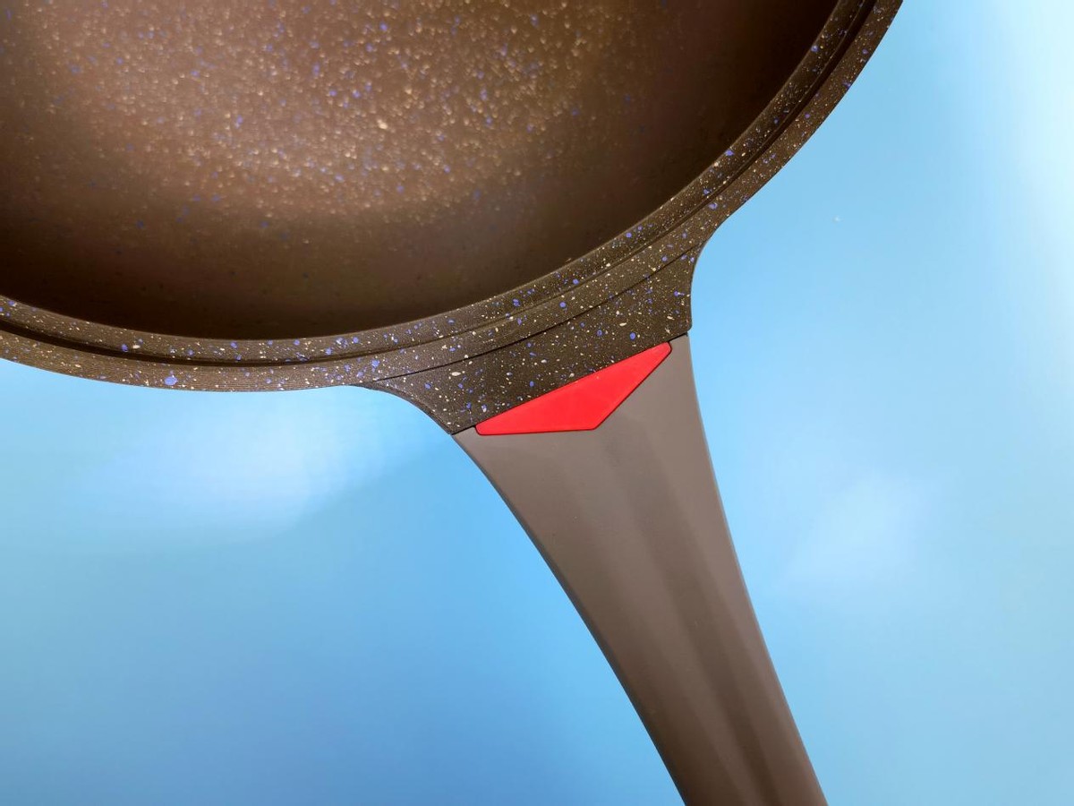 帝伯朗不粘锅炒锅测评,帝伯朗不粘锅评测