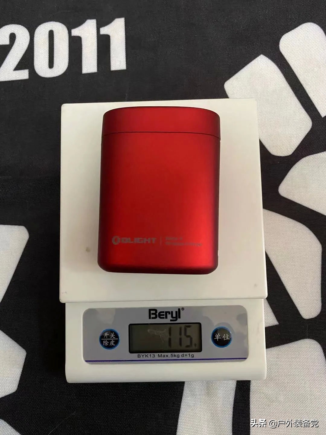 渐进式创新！无线充电手电OlightBaton3