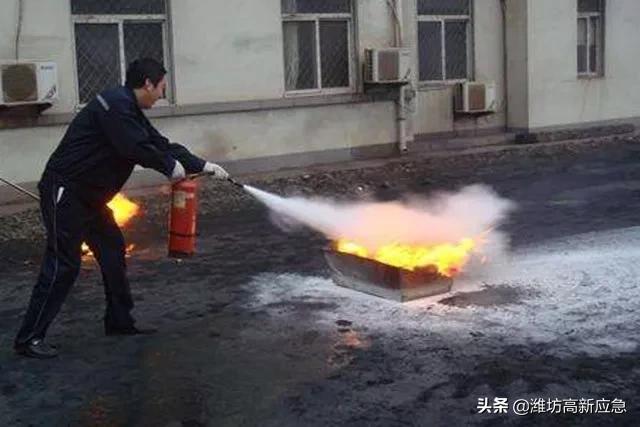 灭火器使用方法专业讲解,灭火器的基本知识讲解