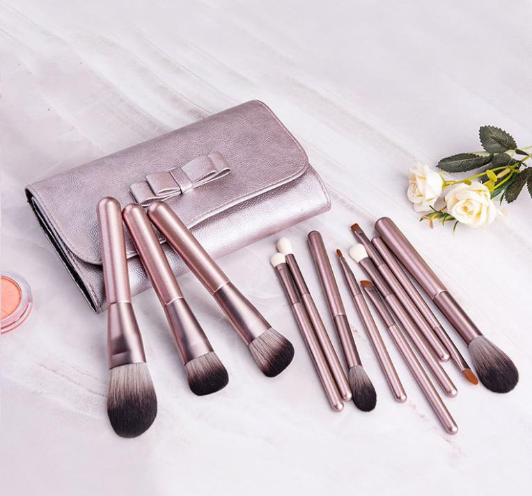 别再用手上妆了,这5套平价好用的化妆刷,送给精致的女孩们