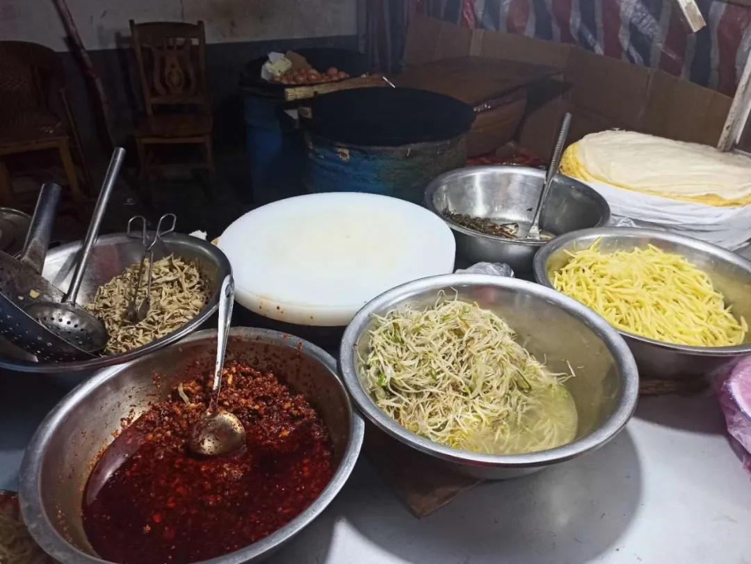 杨村网红煎饼,杨村煎饼果子