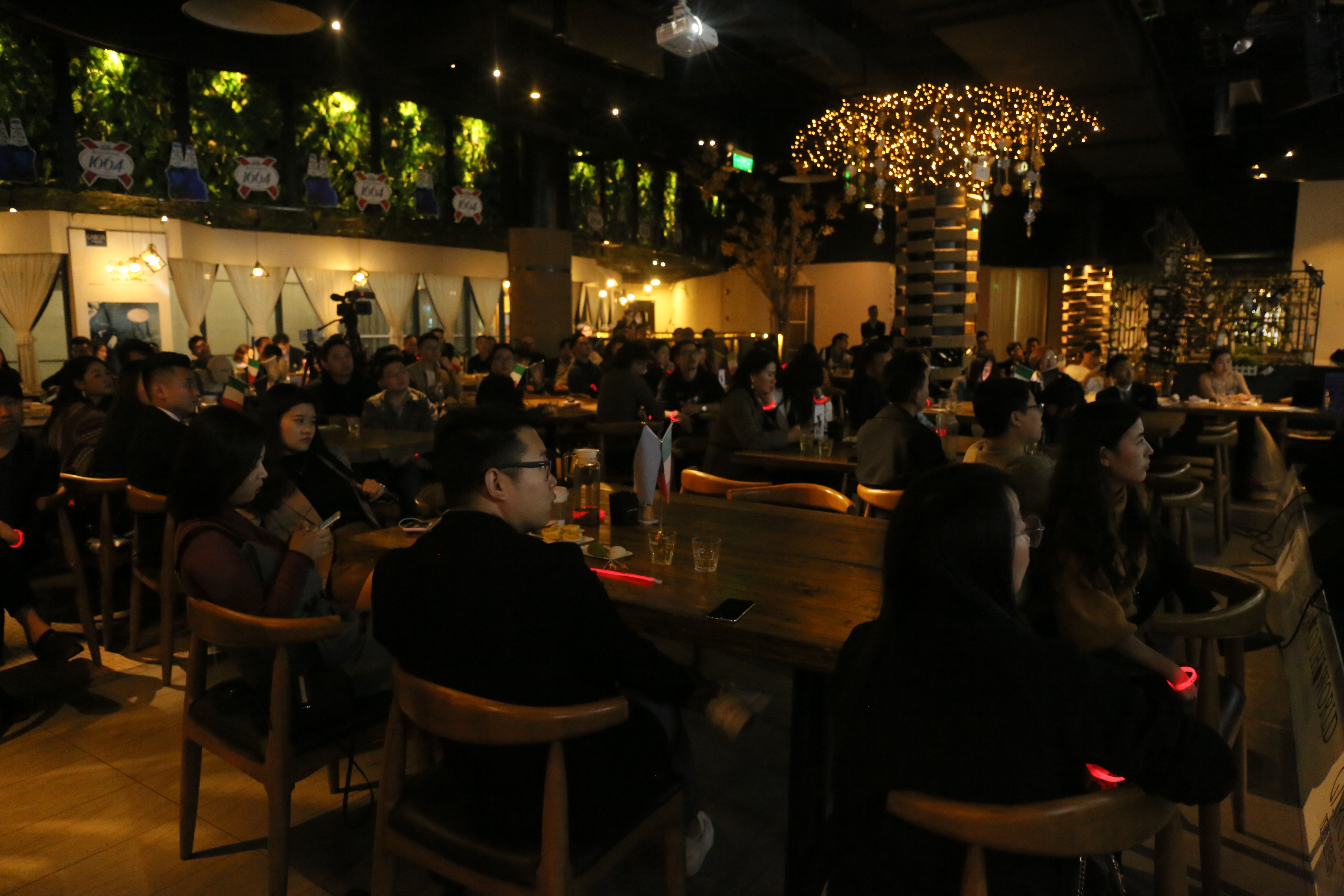 世界就在你眼前,世界就在你眼前轻音乐