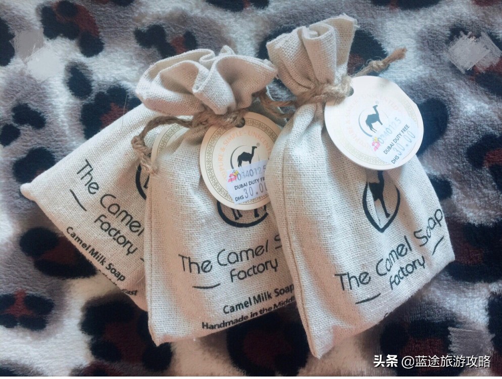 在迪拜奢华的购物中旅游和玩抖音,在迪拜购物是什么体验