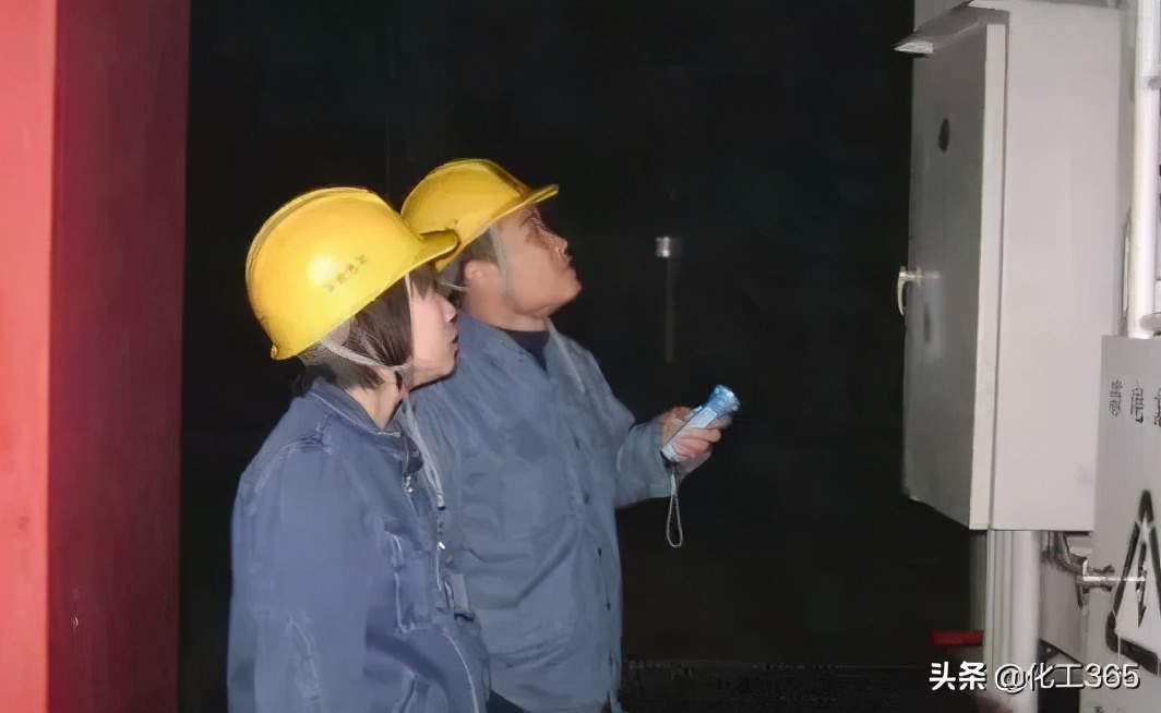 搞化学的是谁,搞化学的人以前叫什么