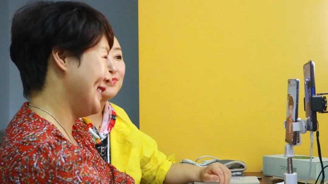 3000名网红年入50亿,“不眠海鲜镇”的成功该如何复制?