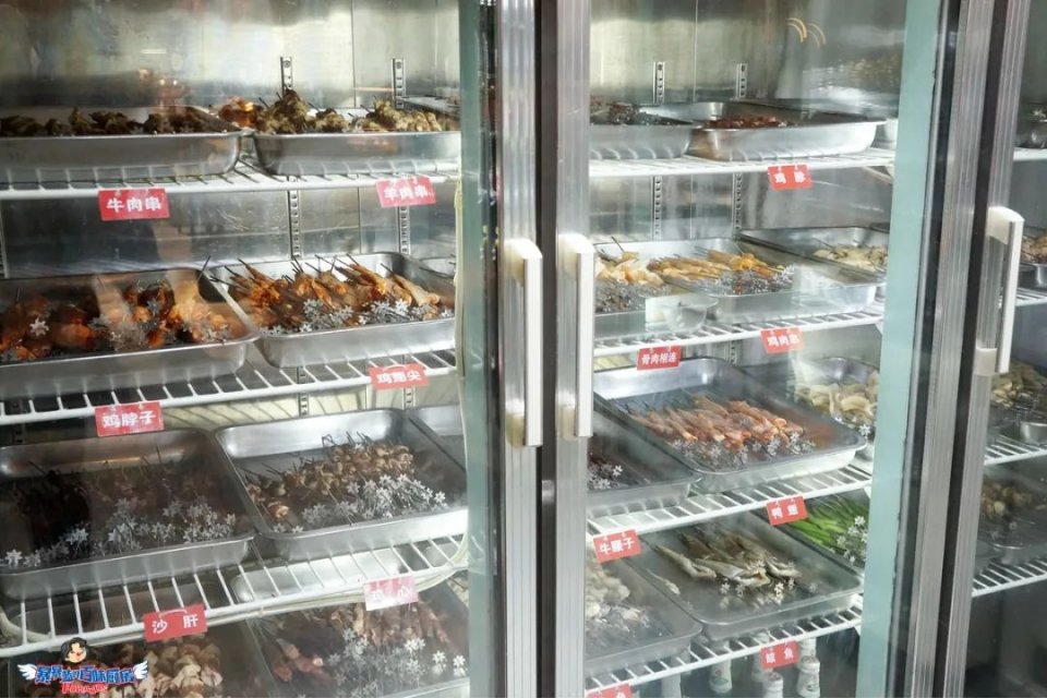 自助烤串涮肉餐厅,川式自助涮烤火锅