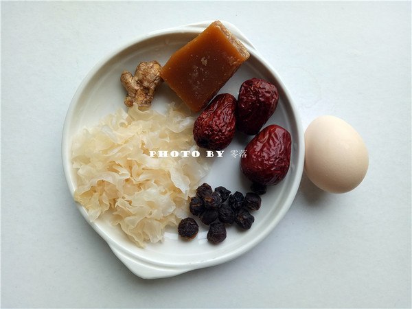 月经前喝什么汤补气血又调理,女性生理期喝什么汤补血快