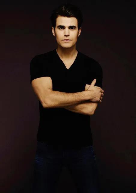 吸血鬼日记各个人物结局,吸血鬼日记最烦人的角色