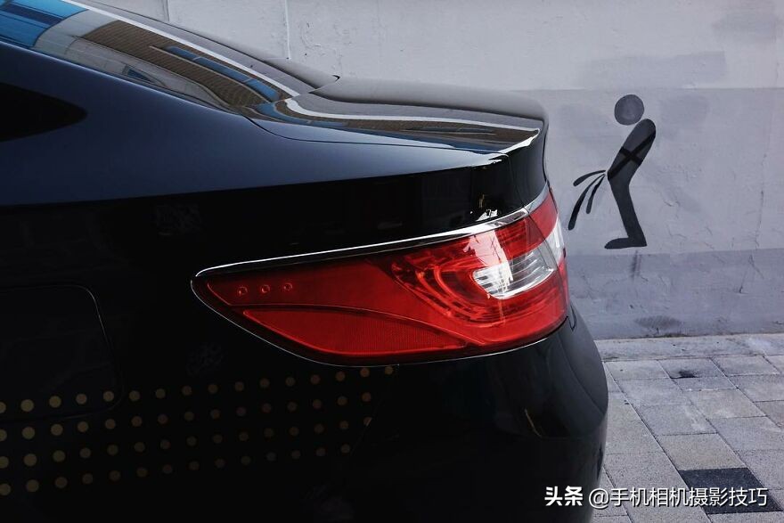 他被称为香港街拍之王：每一张照片都难以复制，诀窍在哪？