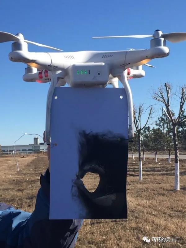 低慢小无人机怎么破？中国车载激光器一打一个准，种类众多